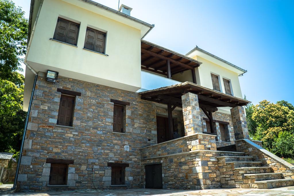 Luxury Villa With Pool In ซาการาดา ภายนอก รูปภาพ