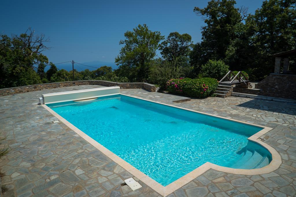Luxury Villa With Pool In ซาการาดา ภายนอก รูปภาพ